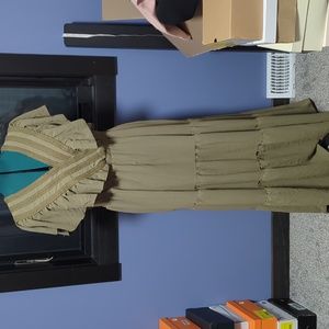 Simplee Apparel dress Size Medium New Khakis color
